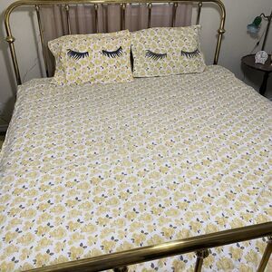 Emily & Meritt Petite Roses Pillowcases and Flat Sheet